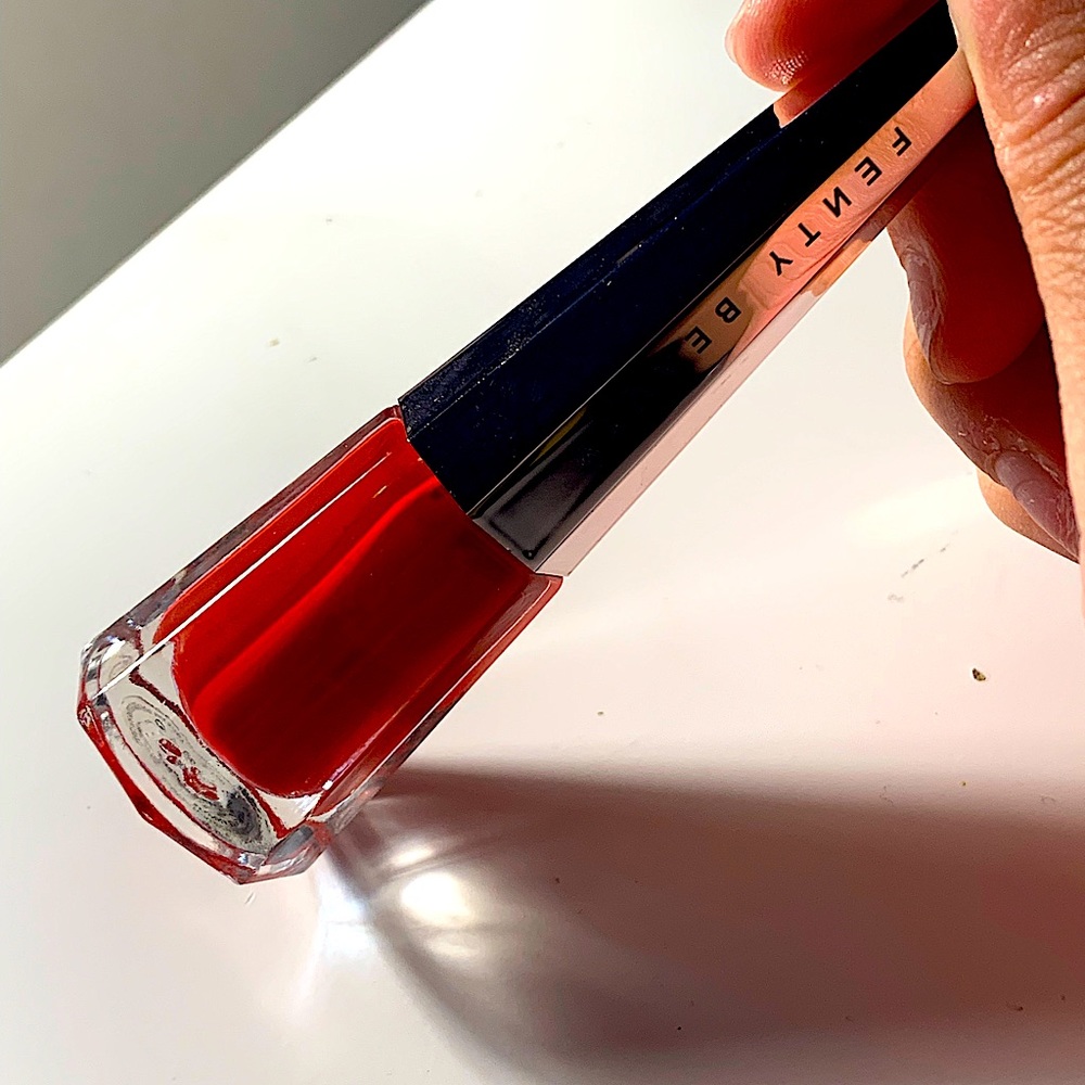FENTY BEAUTY STUNNA LIP PAINT UNCENSORED